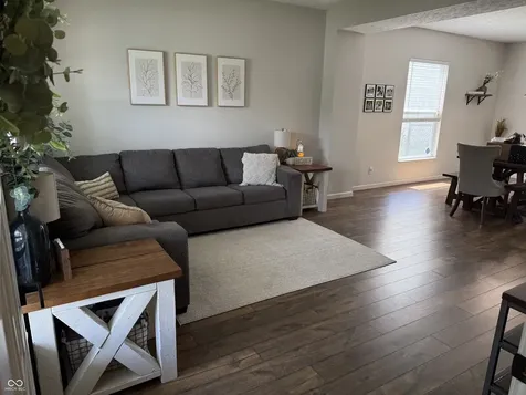 8444 Vanguard Lane Indianapolis IN 46239