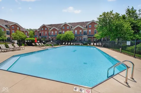 1037 Reserve Way Indianapolis IN 46220
