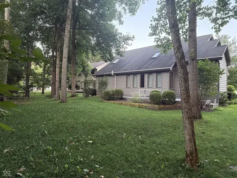 1112 Bitterwood Court Columbus IN 47201