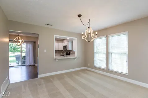 7703 Sunblest Boulevard Fishers IN 46038