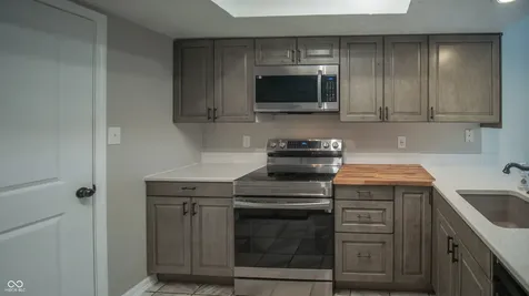 209 Brighton Court Greenwood IN 46143