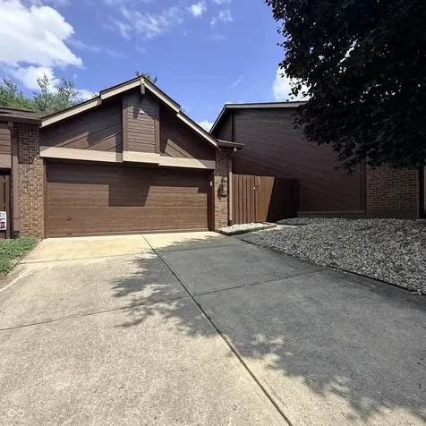 209 Brighton Court Greenwood IN 46143