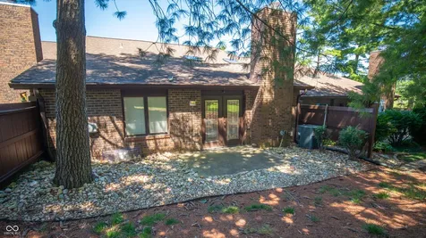 209 Brighton Court Greenwood IN 46143
