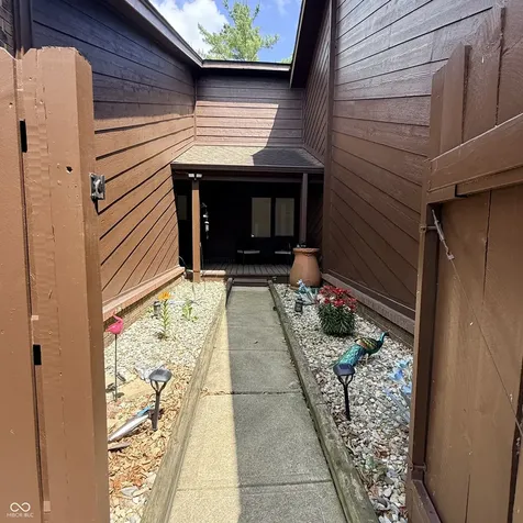 209 Brighton Court Greenwood IN 46143