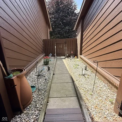 209 Brighton Court Greenwood IN 46143