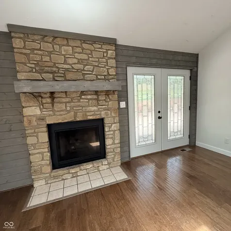 209 Brighton Court Greenwood IN 46143