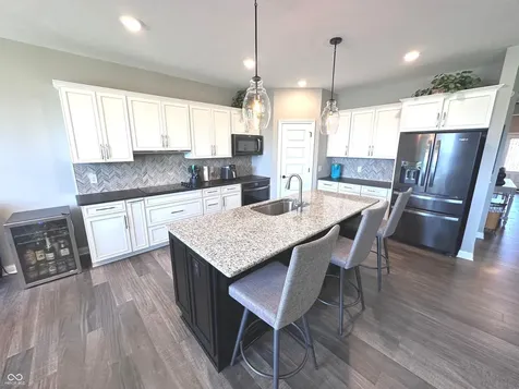 8512 Rockwood Lane Indianapolis IN 46259