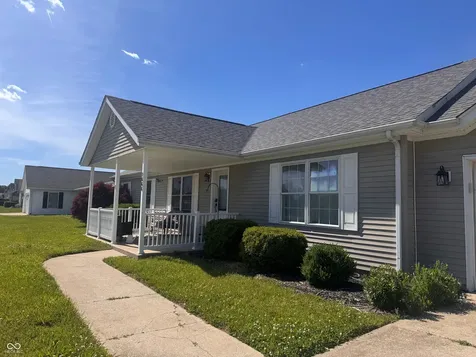 1666 Pinion Court Columbus IN 47201