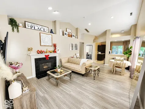 5447 Spring Creek Circle Indianapolis IN 46254