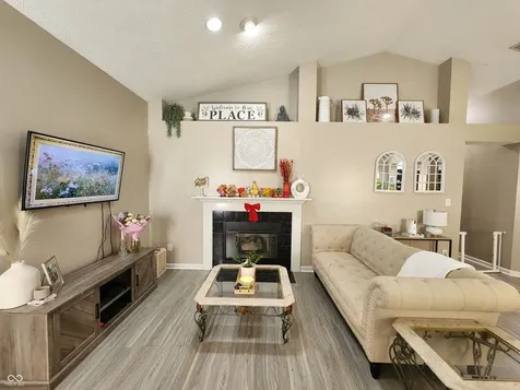 5447 Spring Creek Circle Indianapolis IN 46254