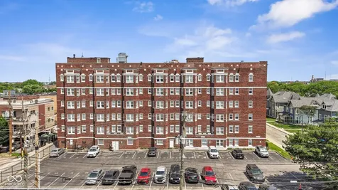 230 E 9th Street Indianapolis IN 46204