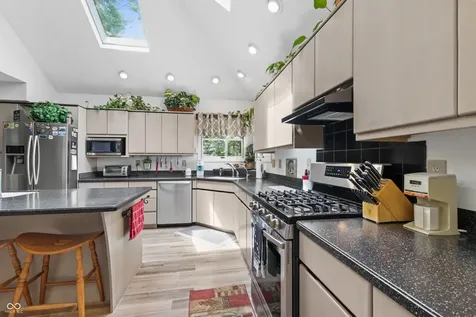 14442 Cherry Tree Carmel IN 46033