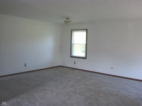 8154 Old Farm Lane Indianapolis IN 46214