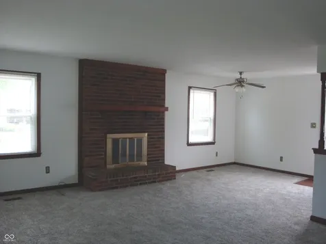 8154 Old Farm Lane Indianapolis IN 46214