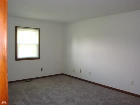 8154 Old Farm Lane Indianapolis IN 46214