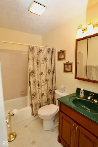 5728 Cross Bridge Court Plainfield IN 46168