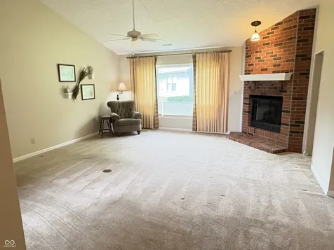 5728 Cross Bridge Plainfield IN 46168
