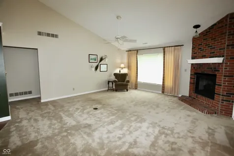 5728 Cross Bridge Court Plainfield IN 46168