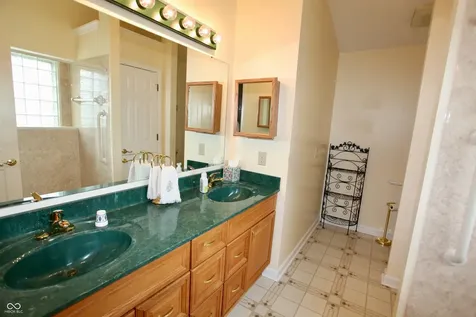 5728 Cross Bridge Court Plainfield IN 46168