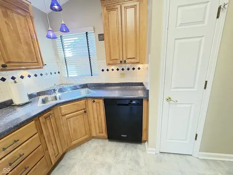 5728 Cross Bridge Plainfield IN 46168