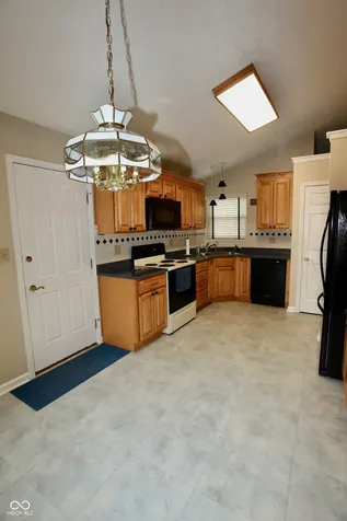 5728 Cross Bridge Court Plainfield IN 46168