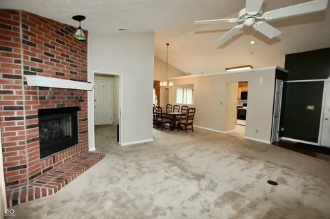 5728 Cross Bridge Court Plainfield IN 46168