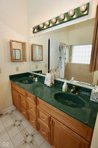 5728 Cross Bridge Court Plainfield IN 46168