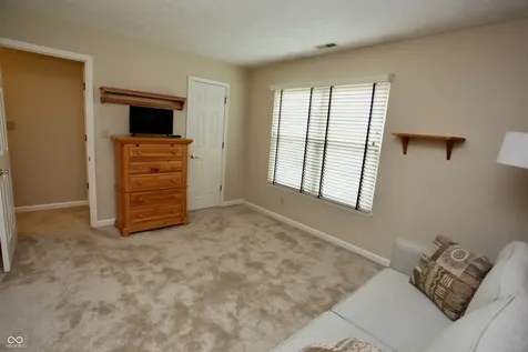 5728 Cross Bridge Court Plainfield IN 46168