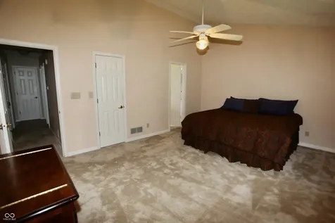 5728 Cross Bridge Court Plainfield IN 46168