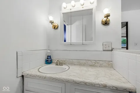 6206 Catalina Drive Indianapolis IN 46259