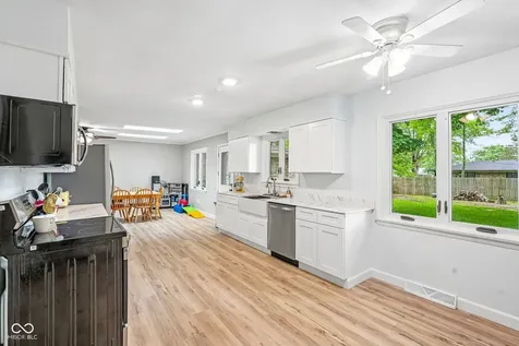 3022 San Jose Greenwood IN 46143