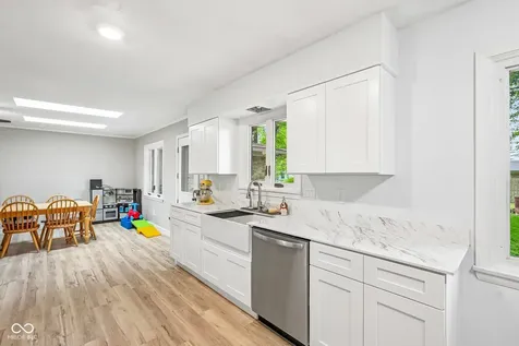 3022 San Jose Greenwood IN 46143