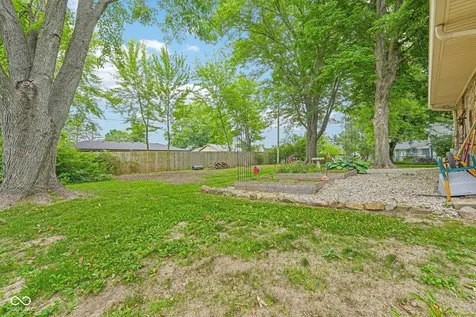 3022 San Jose Greenwood IN 46143