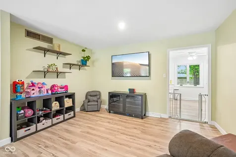3022 San Jose Greenwood IN 46143