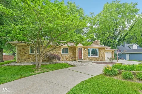 3022 San Jose Greenwood IN 46143
