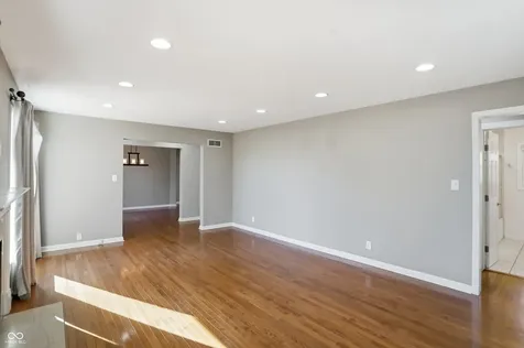 7026 Spring Mill Road Indianapolis IN 46260