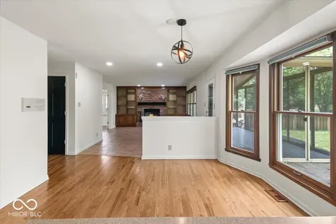 10480 Greenway Drive Fishers IN 46037
