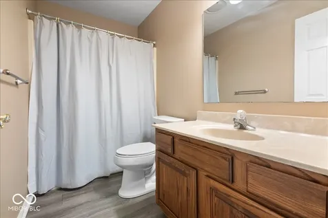 10480 Greenway Drive Fishers IN 46037
