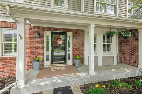 10480 Greenway Drive Fishers IN 46037