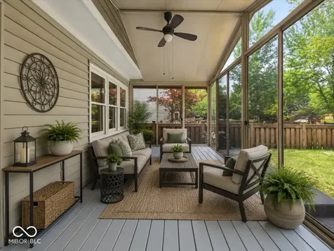 10480 Greenway Drive Fishers IN 46037