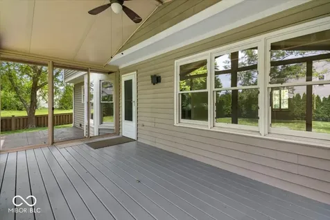 10480 Greenway Drive Fishers IN 46037