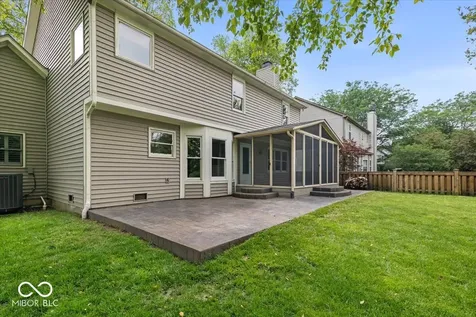 10480 Greenway Drive Fishers IN 46037