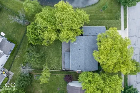 10480 Greenway Drive Fishers IN 46037