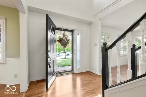 10480 Greenway Drive Fishers IN 46037