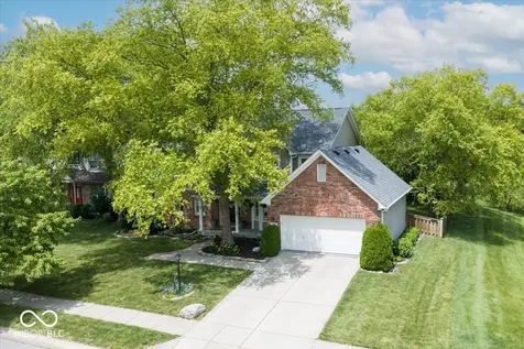 10480 Greenway Drive Fishers IN 46037