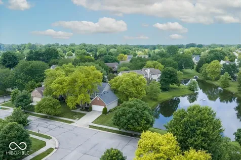 10480 Greenway Drive Fishers IN 46037
