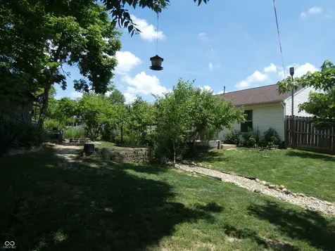 1058 Creekwood Lane Franklin IN 46131