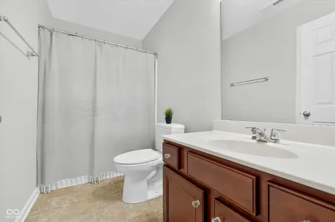 2583 Manigault Street Carmel IN 46032