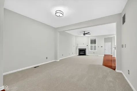 2583 Manigault Street Carmel IN 46032