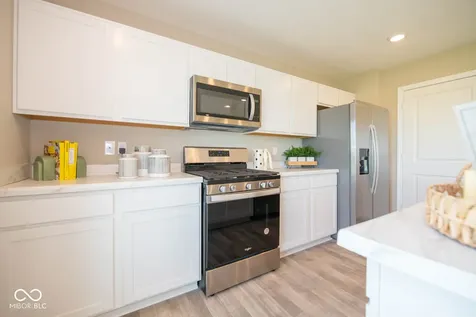 6847 Levant Lane Indianapolis IN 46221